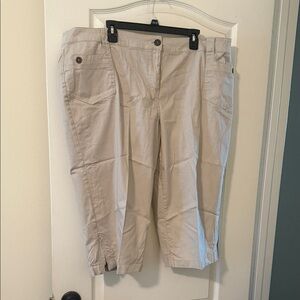 Autograph Tan Capris